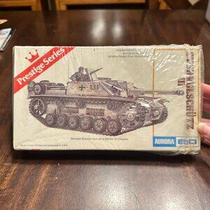 Aurora ESCI 1/72 Scale Sturmgeschütz III Model Kit German Assault Gun Panzer III